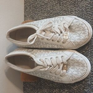 Michael Kors white little girls sneakers size 3